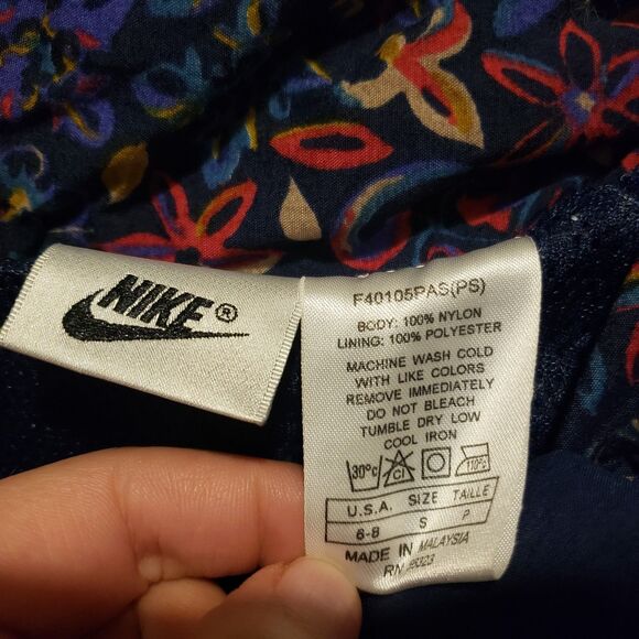 Vintage Women’s Nike Floral AOP Windbreaker 90s  Full Zip RARE Over-sized 6/8 - Picture 4 of 9